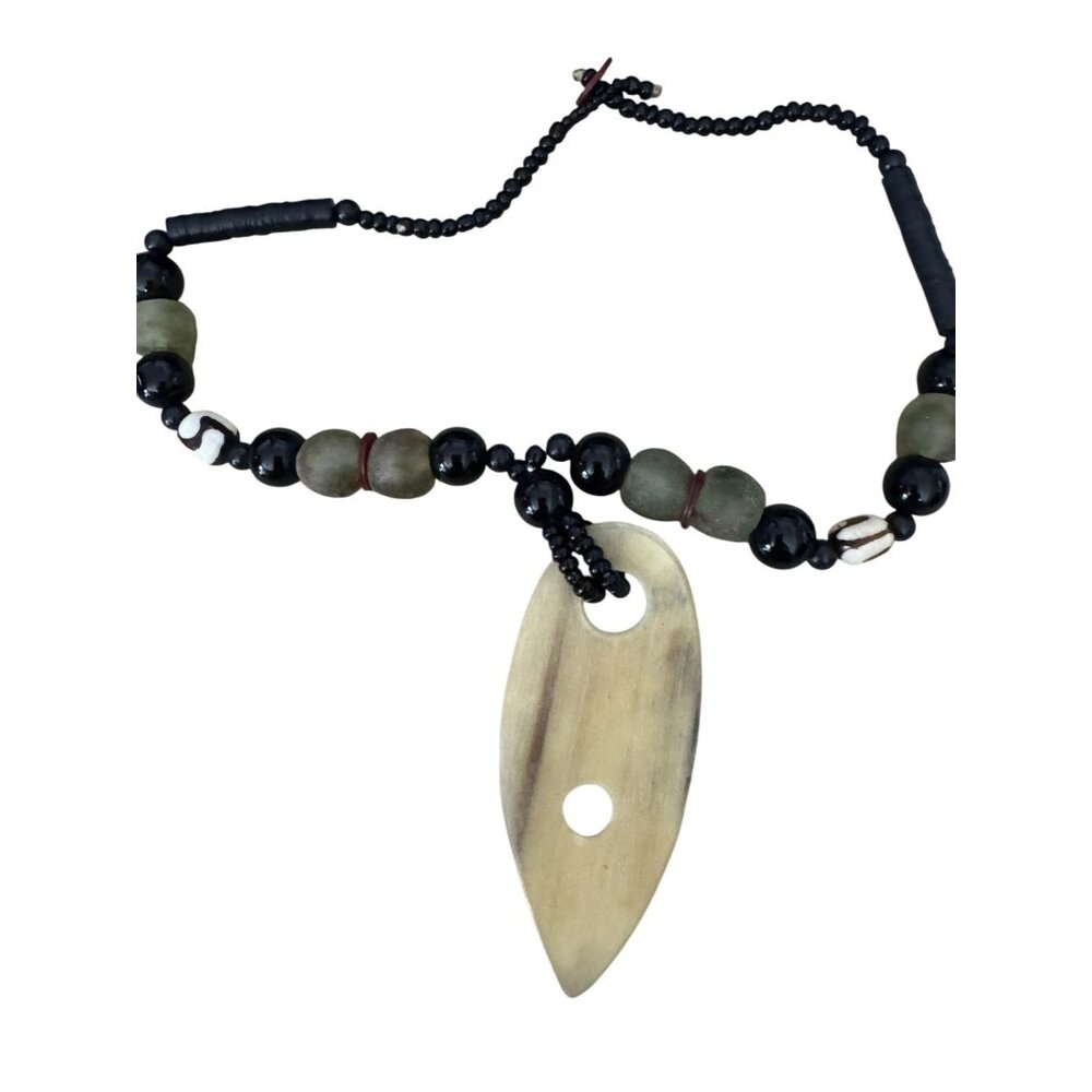 Ethnic Tribal Prehnite & Tagua Nut Beaded Necklace With Glass Accents - Picture 3 of 8